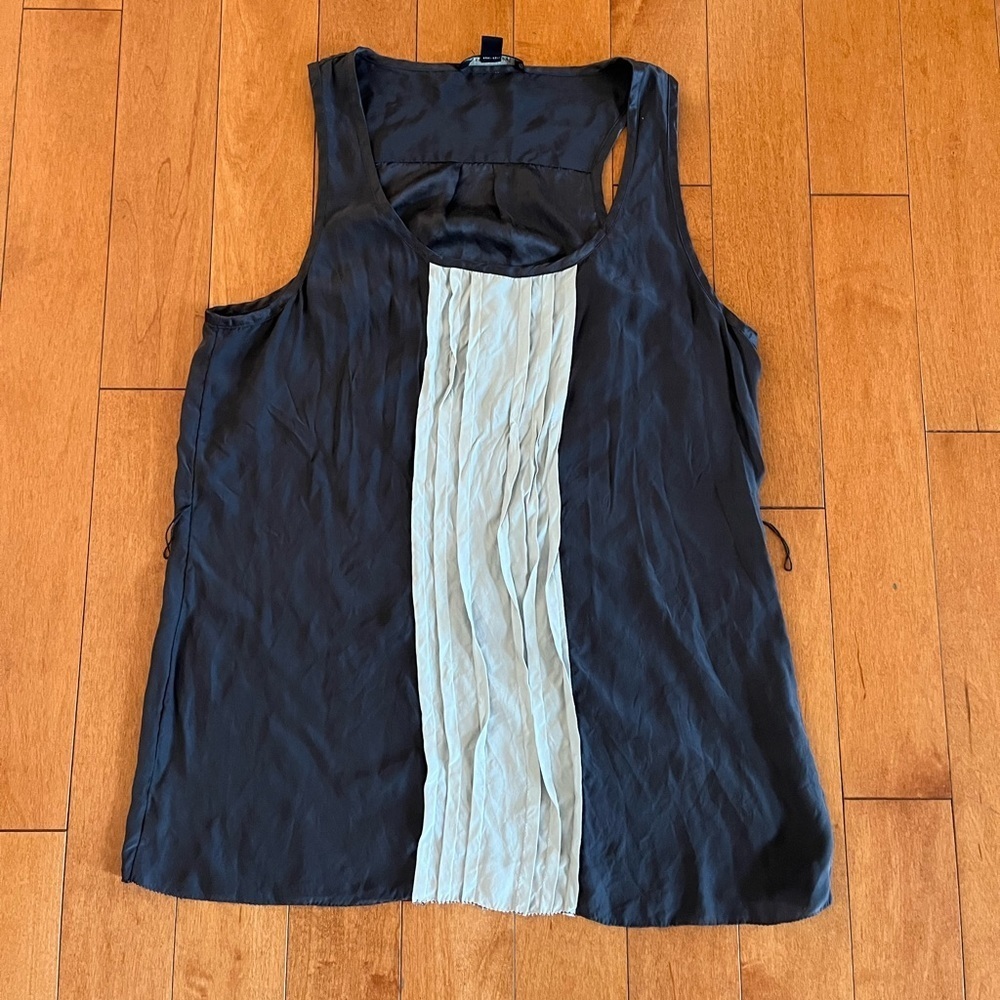 BANANA REPUBLIC 100% Silk Tank Blouse Gray M